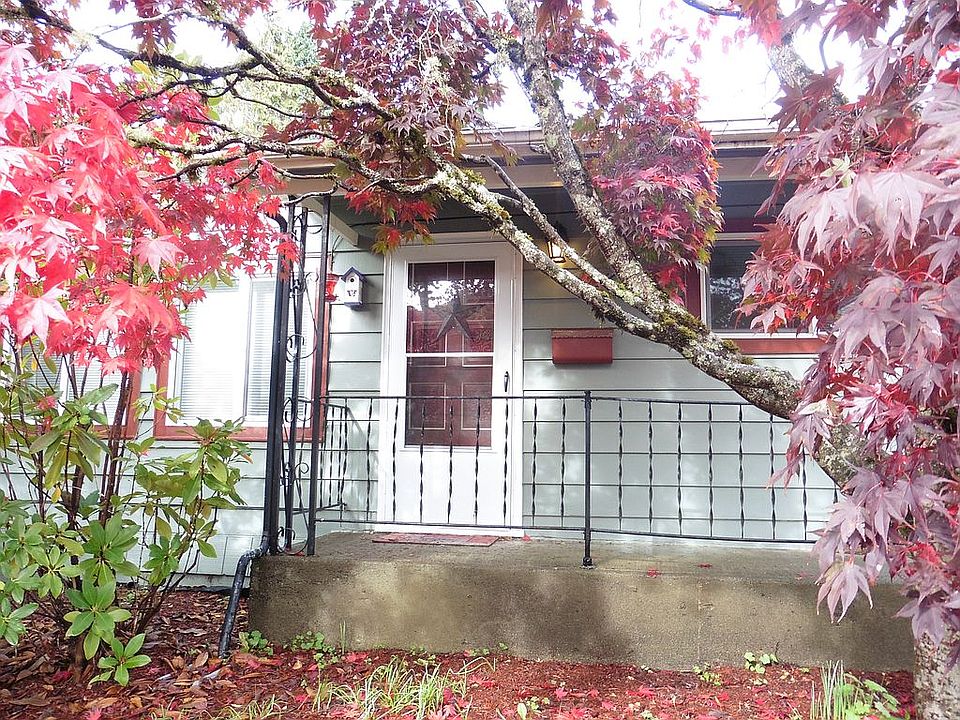 1st image of 738 W Marcy Ave