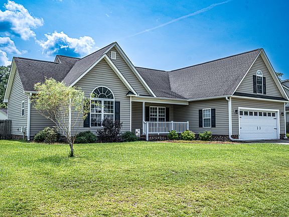 2nd image of 307 Croatan Woods Dr