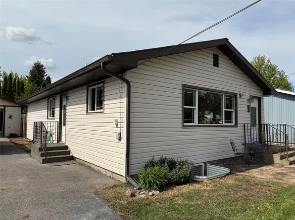 42 Council Bluffs Dr, Columbia Falls, MT 59912