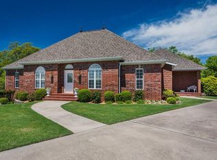 313 Hogan Dr, Harrison, AR 72601