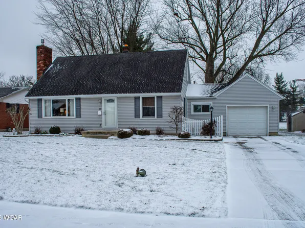 809 W Vine St, Wapakoneta, OH 45895