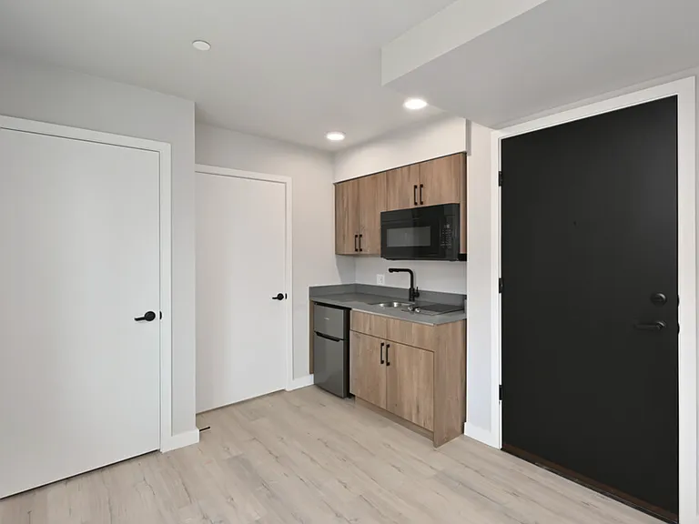 Clara Apartments — Photo 12