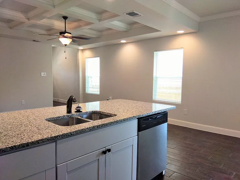 6315 Melanzane Ave #1 — Photo 12