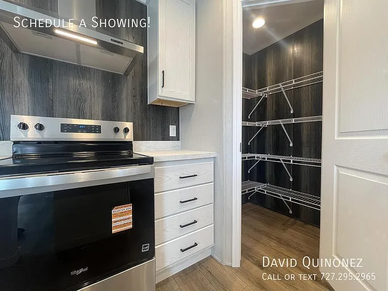 701 W Mill St #189 — Photo 5