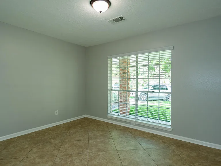 7403 Tall Pines Dr — Photo 17