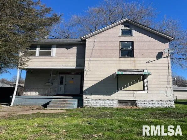 2330 W 2nd St, Davenport, IA 52802
