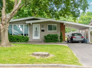 1989 Michigan Ave, Ottawa, ON K1H 6Y1