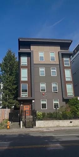 5234 15th Ave NE Photo 1