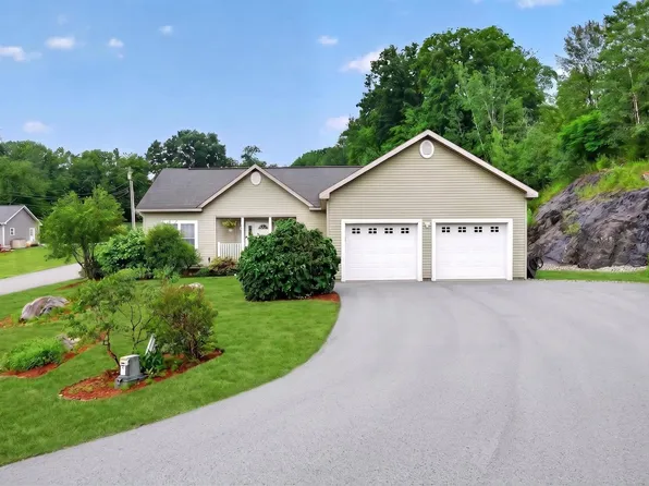 131 Butternut Road, Hartford, VT 05001