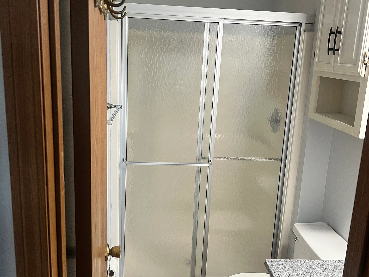 2 bed, 2000 sqft, $1,700 — Photo 2