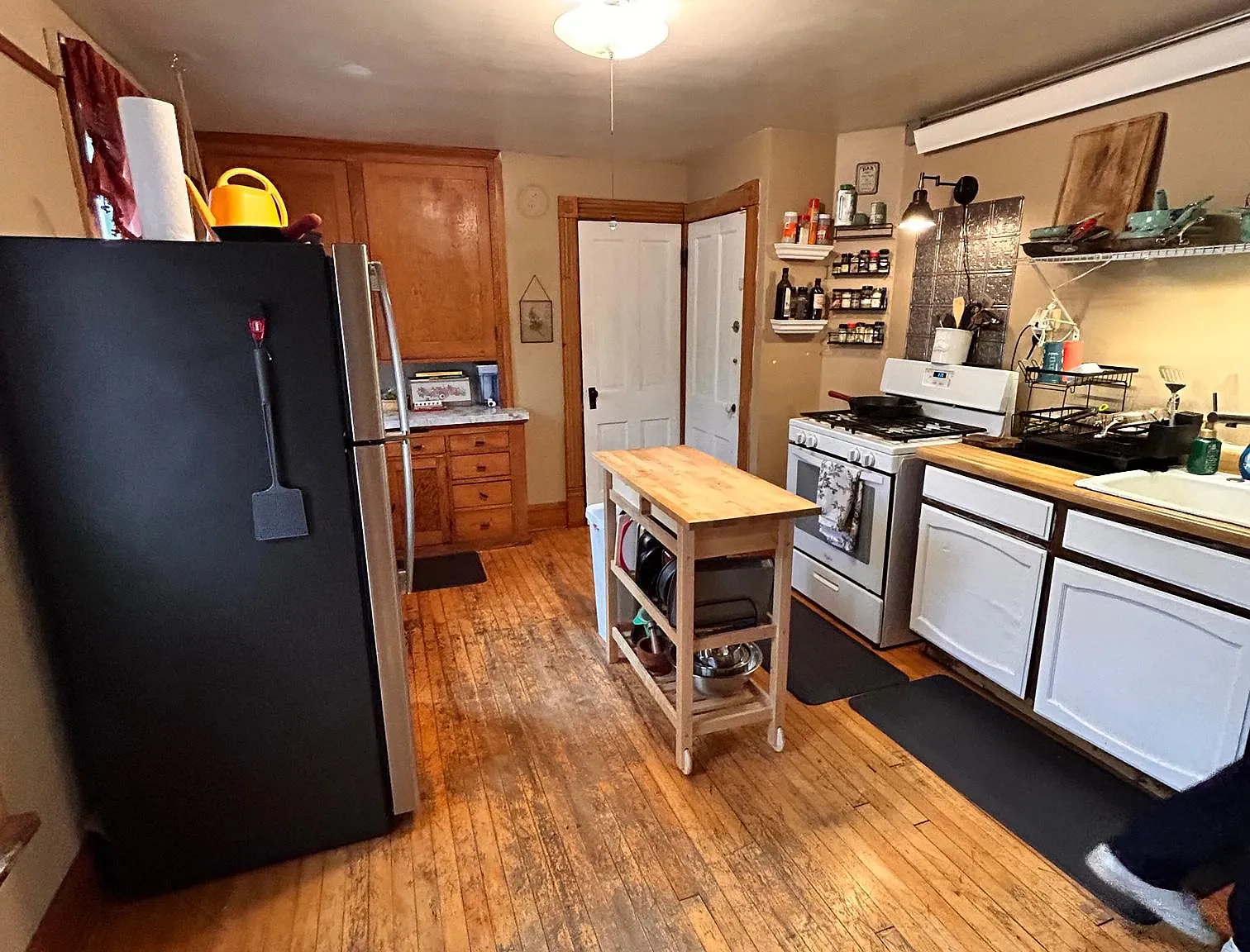 1097 22nd Ave SE — Photo 3