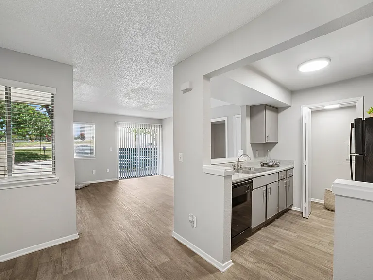 Colinas Pointe — Photo 18