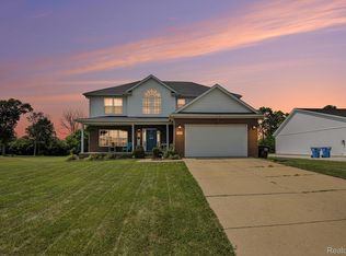 5304 Boomerang Cir, Newport, MI 48166