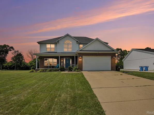 5304 Boomerang Cir, Newport, MI 48166