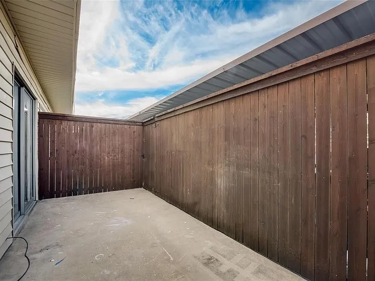 9829 Park Lane Ct #B — Photo 58