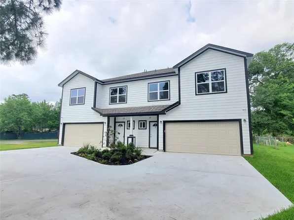1306 N 9th St N, Conroe, TX 77301