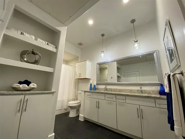 1901 Post Oak Blvd #3503 — Photo 30
