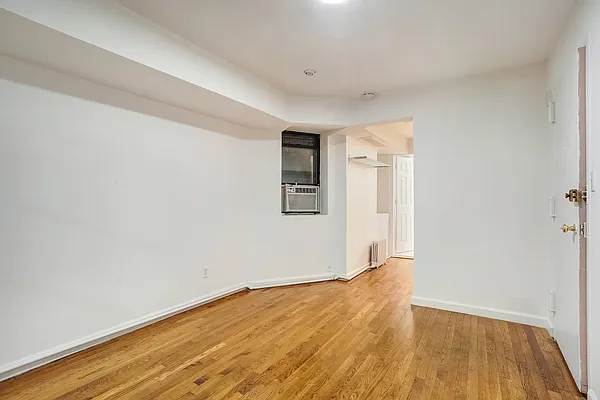 Rented by Corcoran | media 11