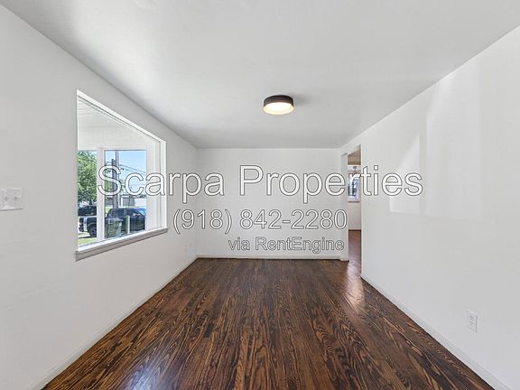 4th image of 202 E 4th Ave