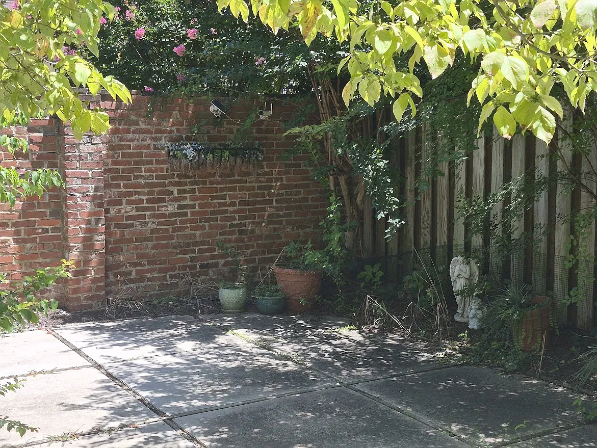 2 bed, 2.5 bath, 1702 sqft, $1,450 — Photo 2