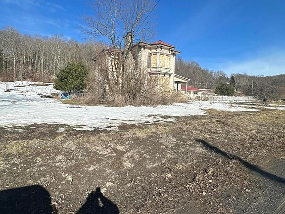 2nd image of 983 Charlotte Valley Road