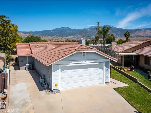 43970 Moonlighting Dr, Hemet, CA 92544