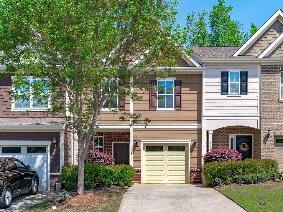 1st image of 102 Ransomwood Dr