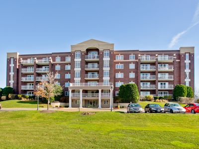7041 W Touhy Ave APT 602, Niles, IL, 60714