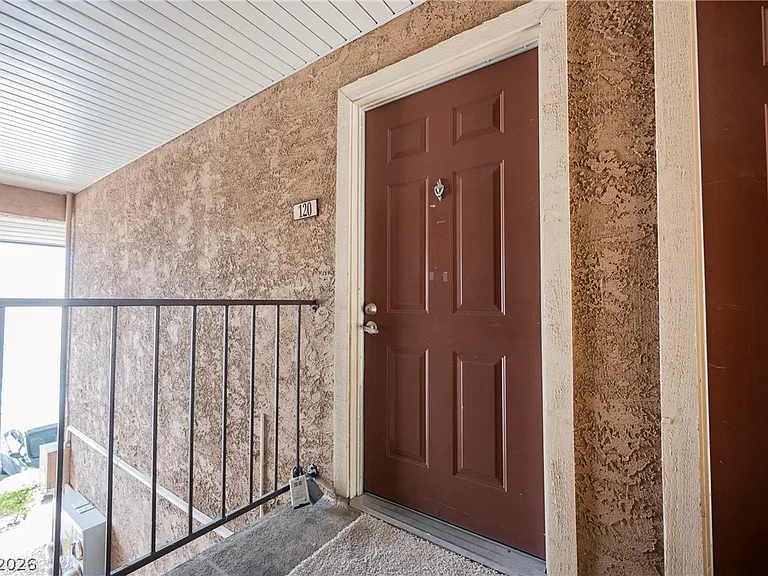 4921 Indian River Dr #120 — Photo 37