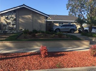 919 E Park Ln, Santa Ana, CA 92705