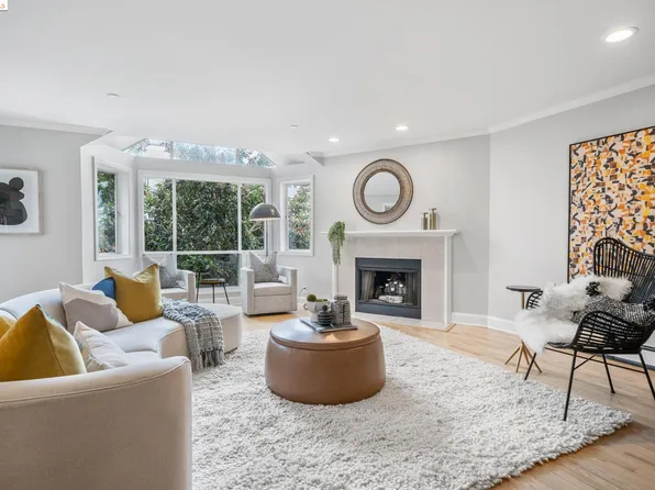 757 N Point St APT 2, San Francisco, CA 94109
