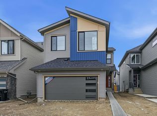 3048 Dixon Lndg SW, Edmonton, AB T6W 5L1