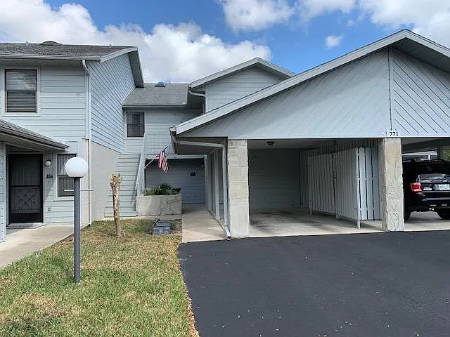 Unit 5A front view and carport - 771 E Hartford St #5A