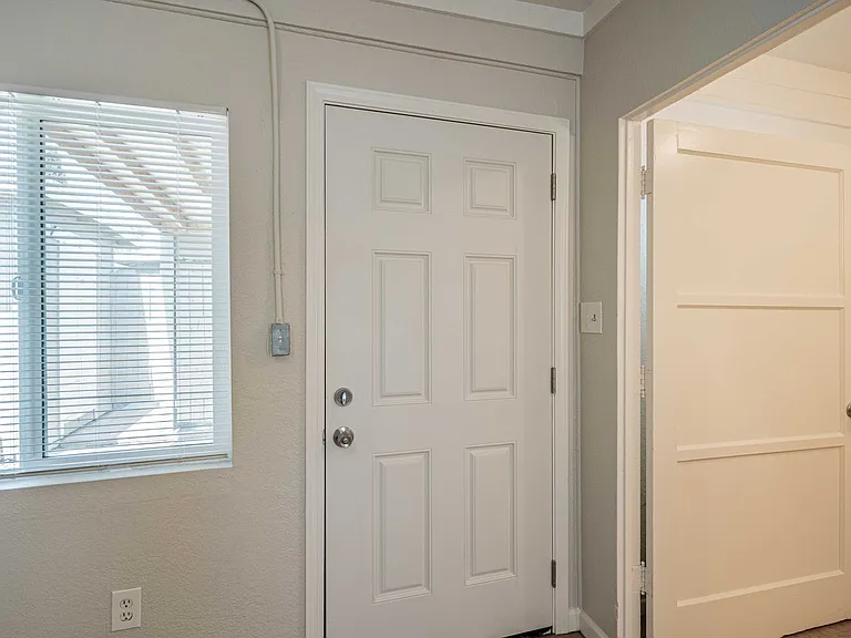 32958 Urban Ave — Photo 5