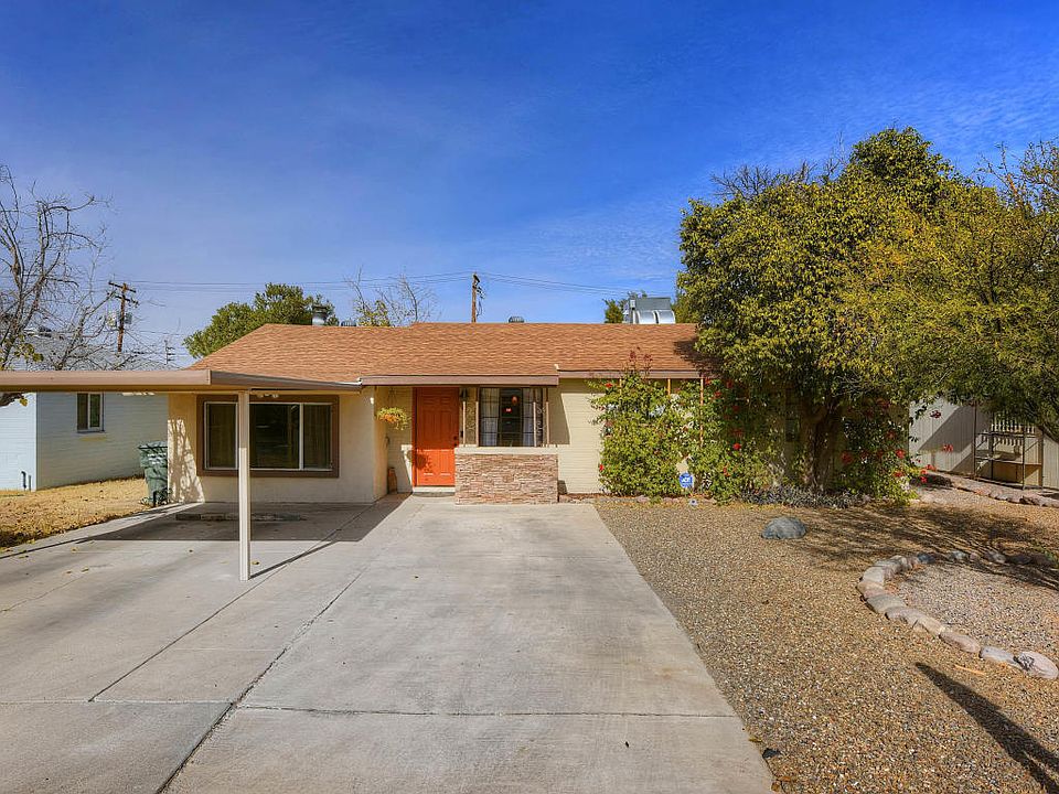 1st image of 2525 E Alta Vista St