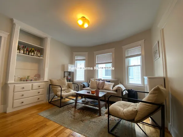 6 Westminster St #2F, Somerville, MA 02144