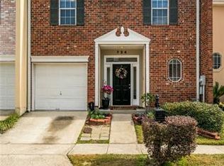 734 Pecan Grove Ln, Jefferson, LA 70121