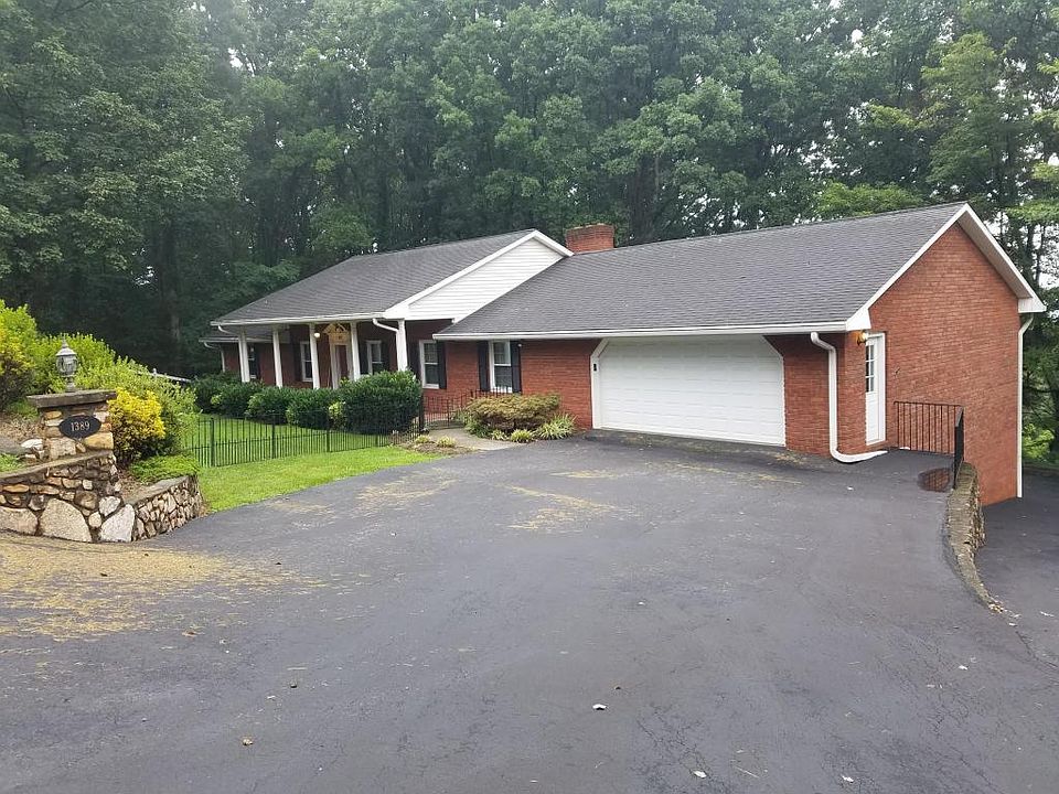 1st image of 1389 Chestnut Mountain Dr