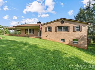 3968 Hollywood Ridge Rd, Lenoir, NC 28645