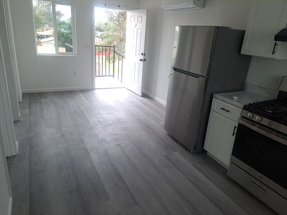 1st image of 2031C N Perry Ave #3