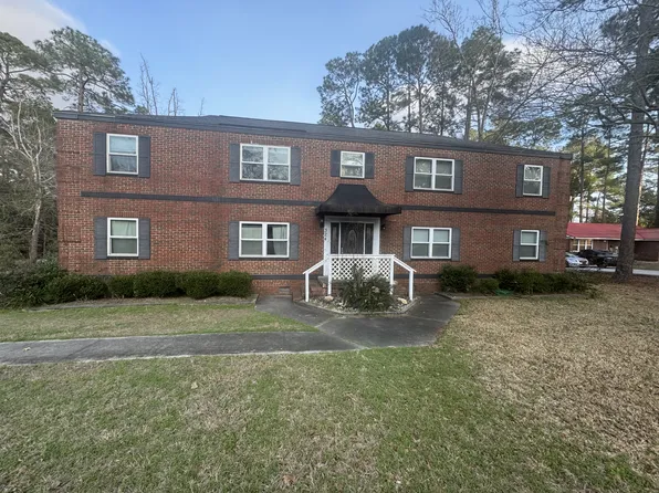 324 N Main St, Statesboro, GA