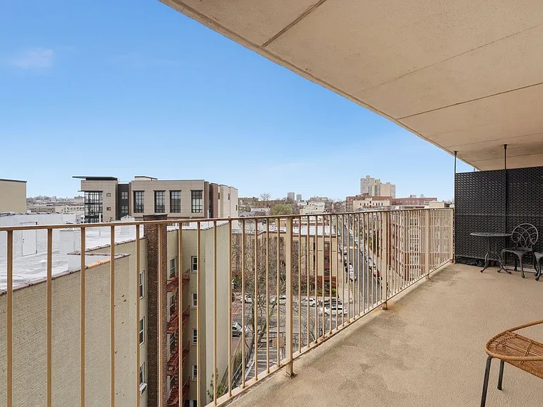 6040 Boulevard East #7L — Photo 14