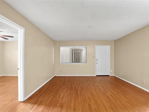 5th image of 1717 W 35th St APT 207