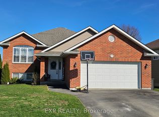 7 Rosewood Dr, Quinte West, ON K0K2C0