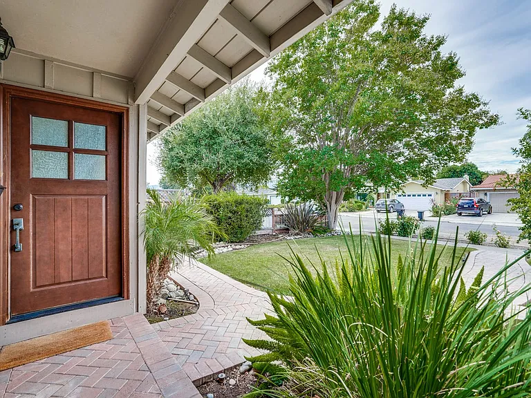 3228 Woodmont Dr — Photo 4