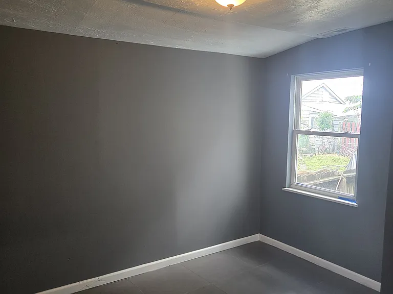 1310 Greenup St — Photo 4