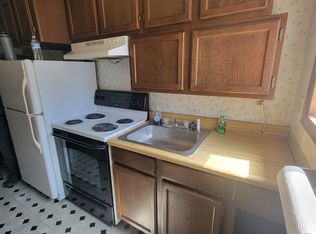 6 S Market St #2, Mc Veytown, PA 17051