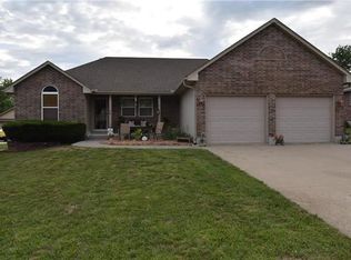 995 Clayton Pl, Odessa, MO 64076