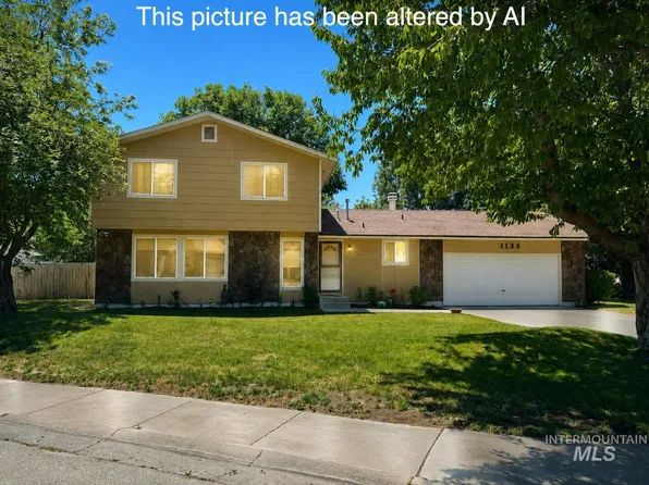 1135 S Haskett St, Mountain Home, ID 83647