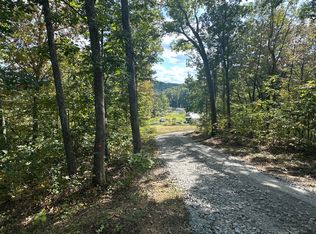 85 E Freeman Branch Rd, East Bernstadt, KY 40729